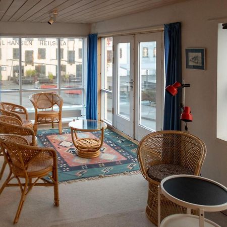 Guesthouse At The Boat Harbour Tórshavn Esterno foto