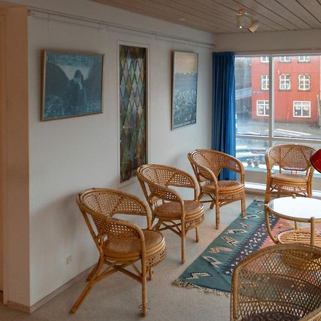 Guesthouse At The Boat Harbour Tórshavn Esterno foto