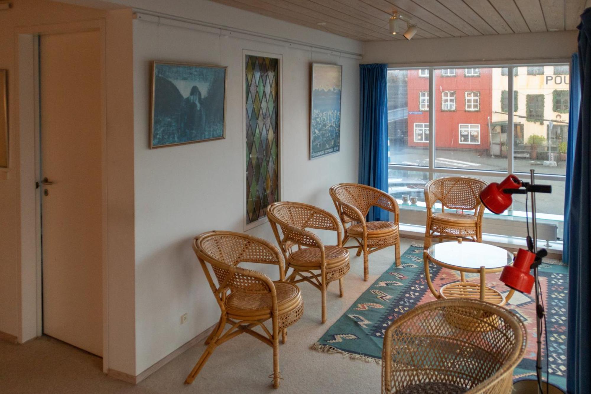 Guesthouse At The Boat Harbour Tórshavn Esterno foto